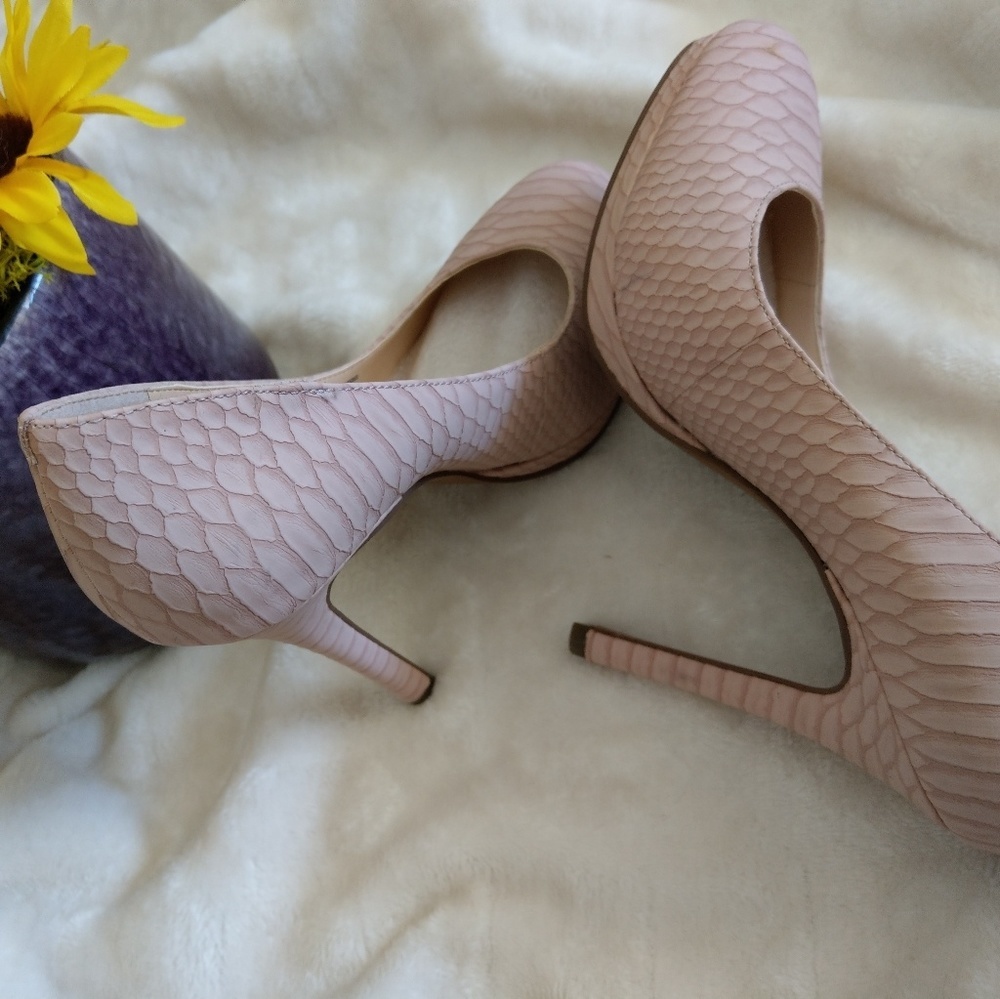 Cute Jessica Simpson PUMP in Dusty Rose🌹crocodile